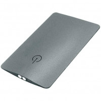 Необыкновенно тонкий фонарик в форме кредитной карточки