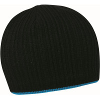 Шапка из акрила