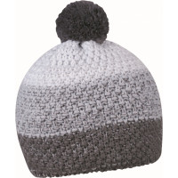 Шапка из акрила