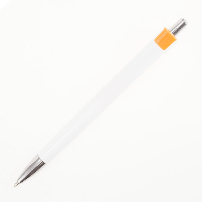 Ручка пластиковая