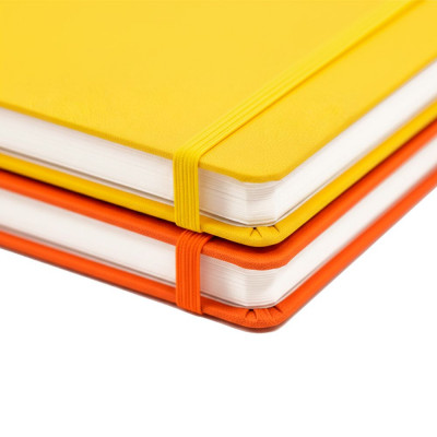 Блокнот в клітинку А5 Berganote Soft, тверда обкладинка