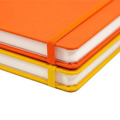 Блокнот в клітинку А5 Berganote Soft, тверда обкладинка