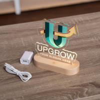 Світильник з назвою вашої компанії